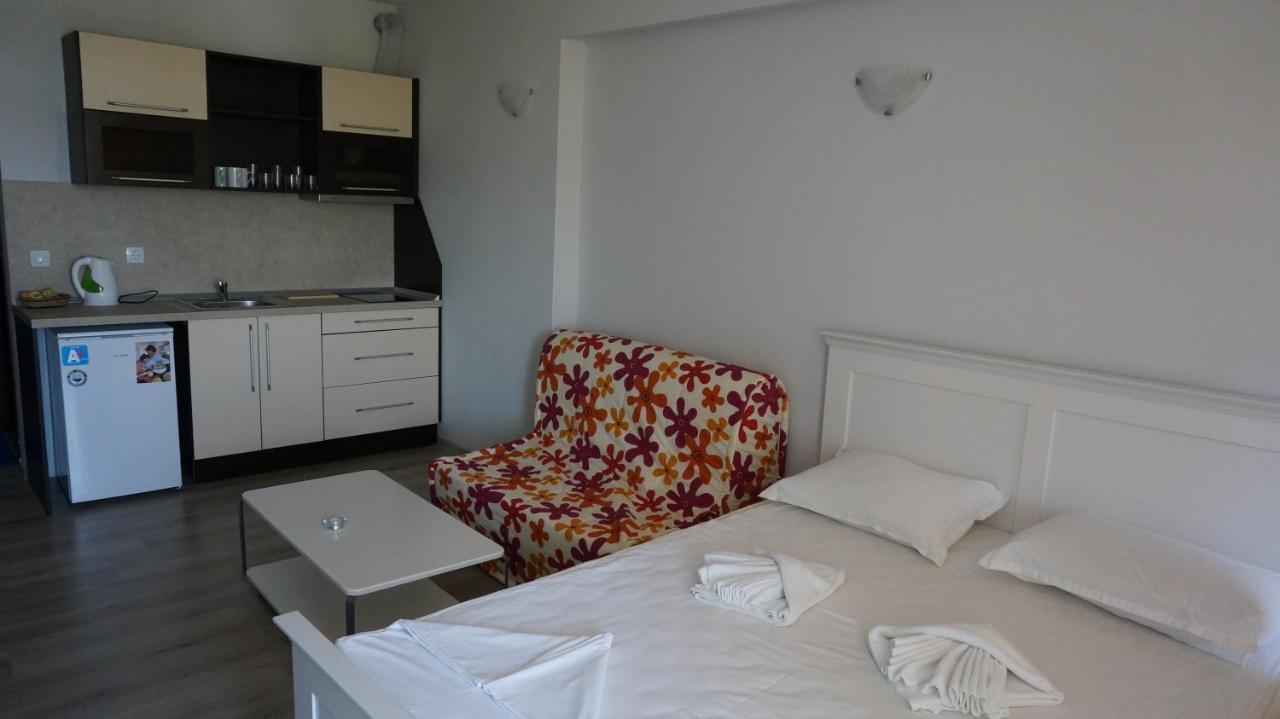 Privately Owned Studios Bora Bora Nessebar Extérieur photo